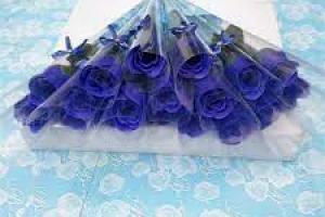 Rose en savon en tige bleue